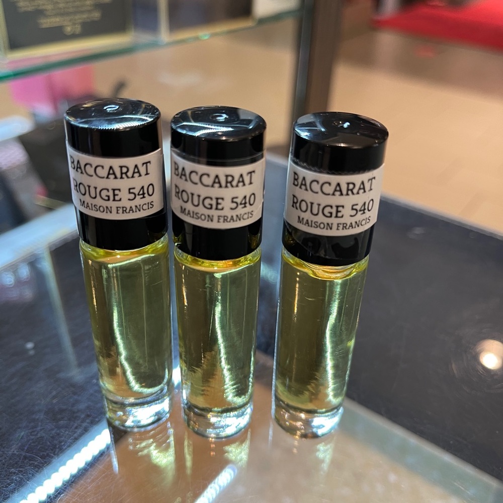 Baccarat Rouge roll on oil